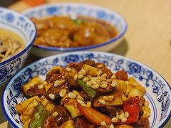 松子牛肉炒年糕-兔爸私家小厨(新北万达店)