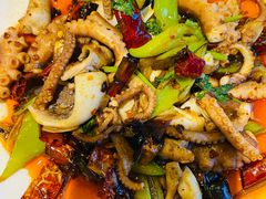 辣炒鱿鱼-马路边上·小海鲜烧烤(八一路店)