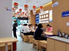 -李与白包子铺(桐梓林店)