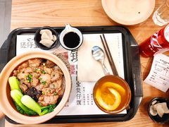 -煲仔皇腊味煲仔饭(经四万达店)