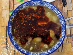 多加辣子更香-刘老虎肉丸糊辣汤(总店)