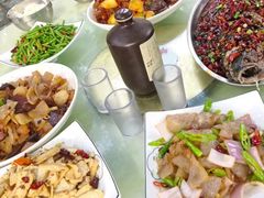 -秦扬居特色菜馆(上王村)