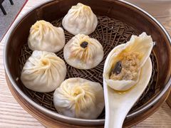 黑松露鹅肝蟹粉小笼-法华汤包馆(法华镇路店)