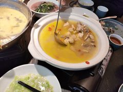 -鱼你相聚·河鲜馆(袁家岭店)