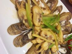 -沪华海鲜大酒楼(南汇店)