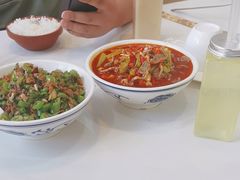 -独一佳老胡湘菜馆(矿山路店)