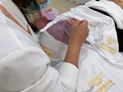 -凡碧诗毛孔清洁收细
