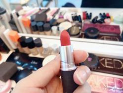 -Eling伊林彩妆·化妆培训(河西奥体店)