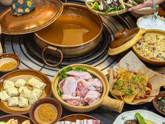 -阿山卓·野生菌火锅·纳西火塘烤肉