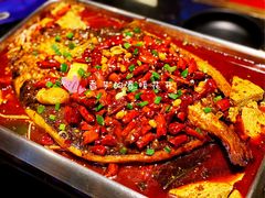 -鸣记脆皮烤鱼·海鲜烤鱼(亿合城店)