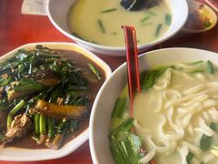 -三百碗宝应长鱼面(板仓街店)