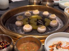 -韩白山·朝鲜族烤牛肉·酱蟹(长宁龙之梦店)