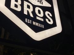 -Moka Bros 摩卡站(嘉华店)