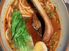 -百春原湖南牛肉粉(百联世纪店)