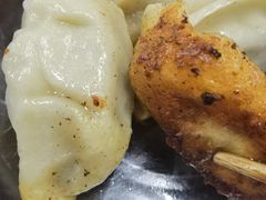 -黄阿姨锅贴大王(万航渡路店)