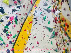 -问山MountQuest攀岩馆