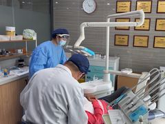-上海仁爱医院口腔科 · 种植