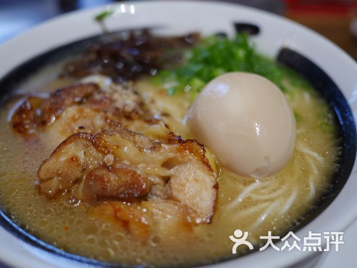 鸡叉烧味玉鸡白汤拉面