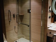 -上海中航虹桥机场泊悦酒店