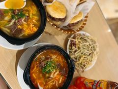 -闫家驴肉老店(华电一校店)
