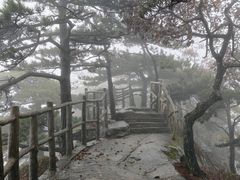 -罗田薄刀峰风景区