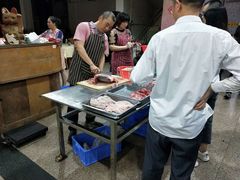 -标记美食新鲜猪杂(兴南大道店)