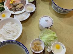 -桥香园云南过桥米线(金马碧鸡店)