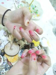 -U mi Nail美甲工作室