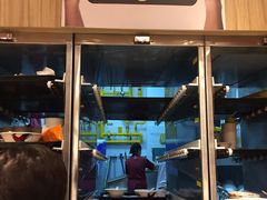 餐盘回收处-黄亚细肉骨茶(仰光路店)
