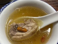 -威邵鸡煲(西华路总店)