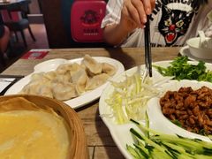 玉米猪肉蒸饺-四姐妹东北饺子(沙尾路店)