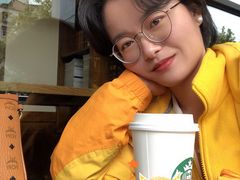 -星巴克(武汉欧利新天地店)