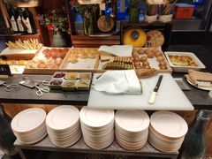 -松咖啡自助餐厅·松北香格里拉