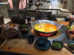 -湊湊火锅·茶憩(南京东路悦荟店)