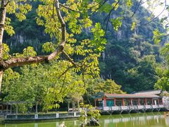 -星湖旅游景区七星岩