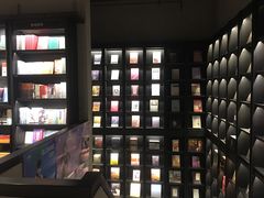 -阅西安新华书店(翠华南路店)