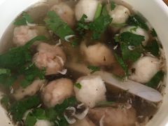 -手劲鱼丸馄饨铺(哈一百店)