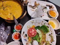 -大头虾越式风味餐厅(光明广场店)