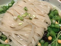 炸酱面-小大董·烤鸭(凤凰汇店)