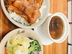 -红猪卤肉饭(大西洋美食城店)