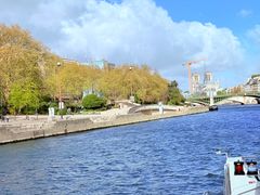 -埃菲尔铁塔