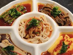 -令氏家外家周秦食府(高新店)