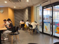 -麦当劳(民盈·国贸城店)
