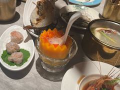 -雍容荟帝王蟹活龙虾展台自助(IFS黑金店)