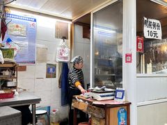 -煲煲香快餐(南京路店)