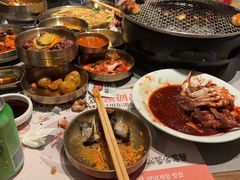 -草家酱蟹炭火烤肉店(珲春南路一店)