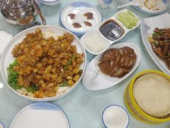 -六和聚传统烤鸭.天津菜(和平店)