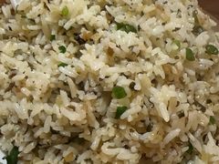 -宏兴烤鱼山庄(宣恩总店)