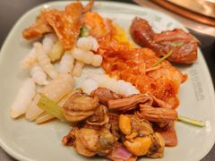 -梨花甄选自助烤肉(小寨原力场店)