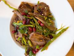 -关东小磨东北菜(上海长风大悦城店)